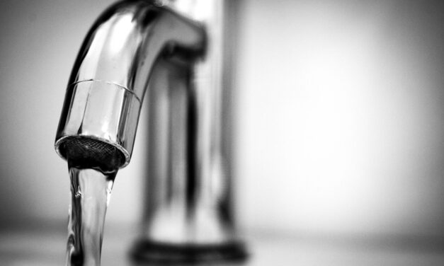 La conduction de l’eau en entreprise : 3 accessoires indispensables